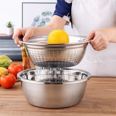 Coupe-légumes KitchenMaster avec essoreuse intégrée, pratique et efficace
