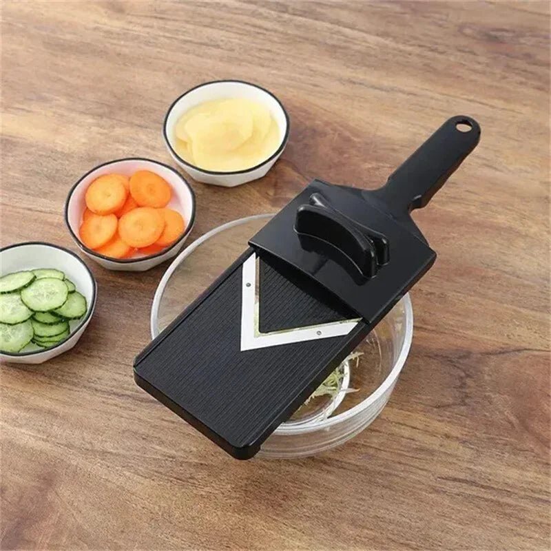Coupe légumes mandoline en V - avec pince protège - doigts inclus - cuisinertelunchef