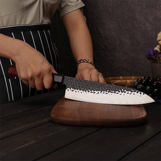 Couteau japonais lame acier, coupe précise style japonais