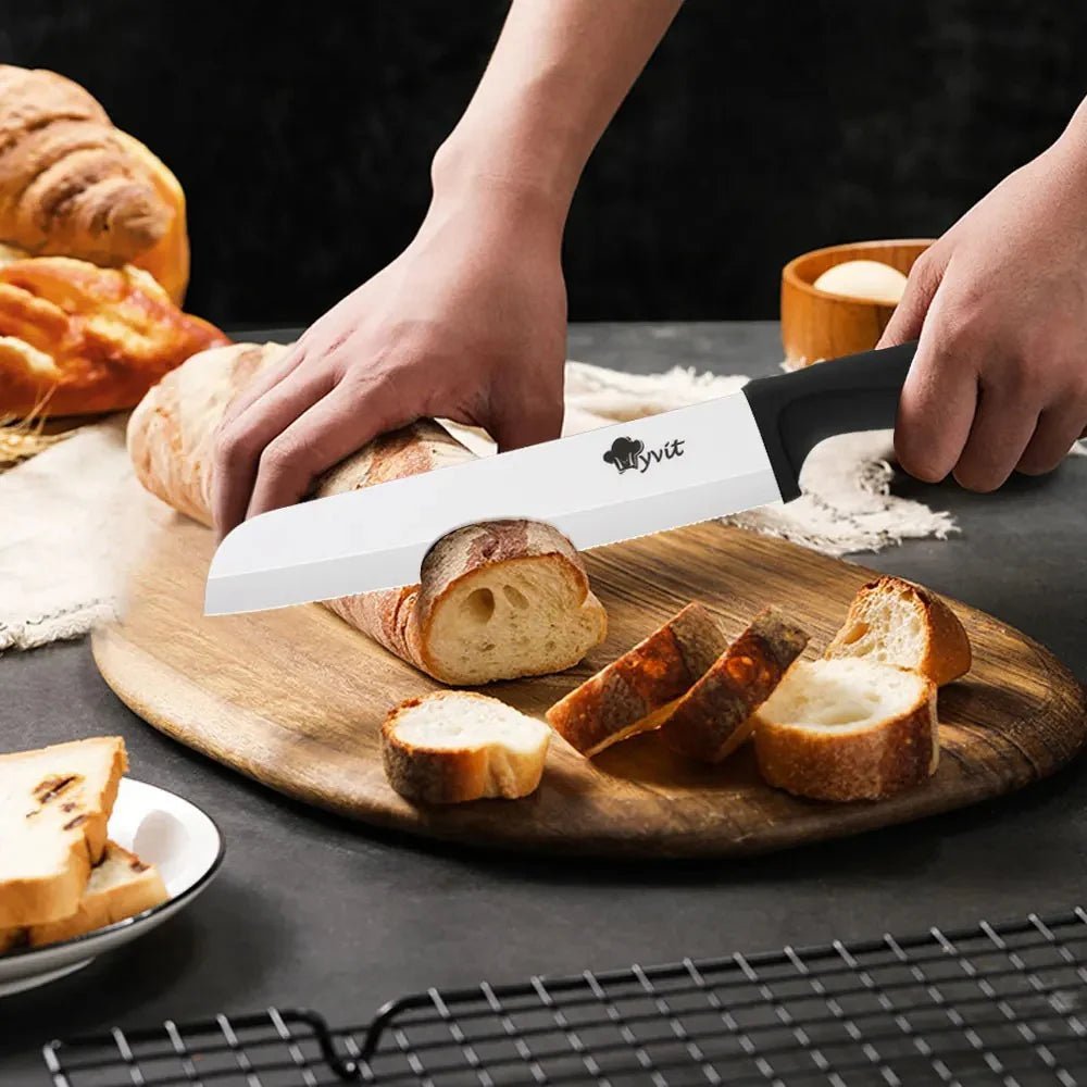 Couteau céramique design élégant, s'intègre parfaitement dans toute cuisine moderne
