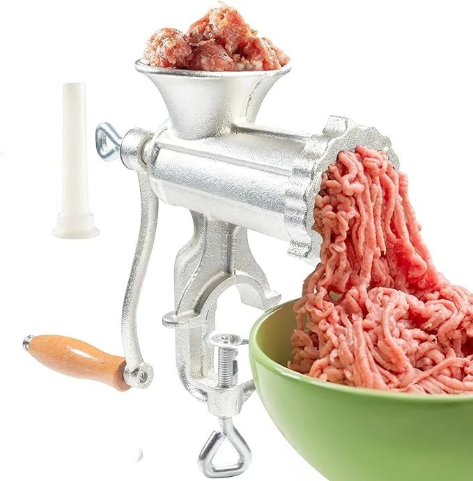 Hachoir viande polyvalence culinaire, idéal pour burgers, farces et saucisses maison