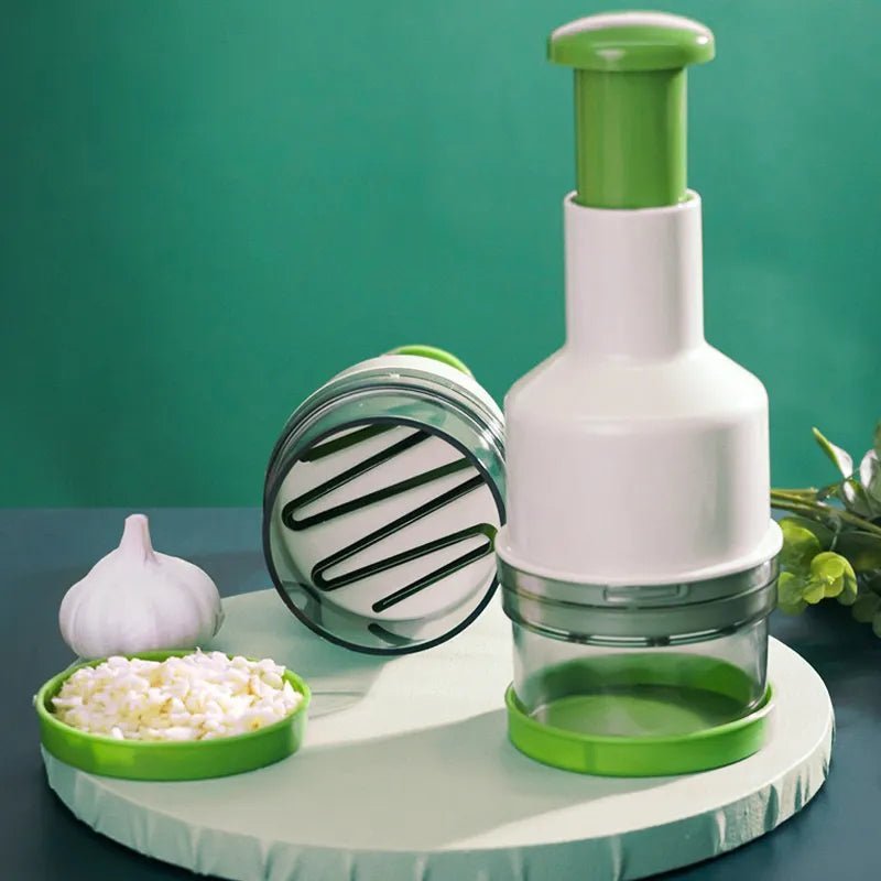 Hachoir manuel léger et compact, herbes, ail et oignons hachés en quelques secondes