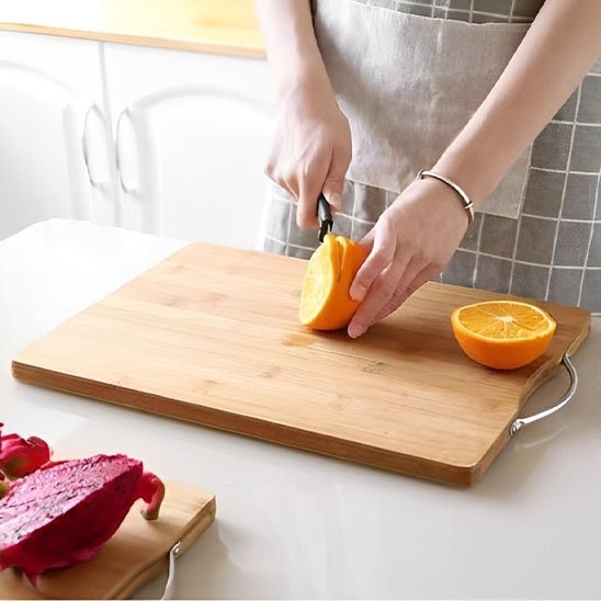 Planche à découper bambou écologique et solide pour cuisine durable
