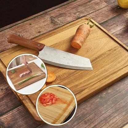Planche à découper bois naturel élégante, matériau chaleureux et durable pour la cuisine