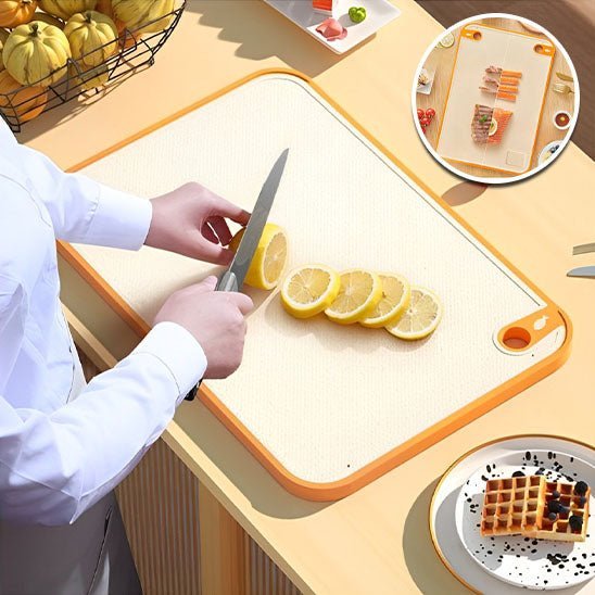 Planche double face paille de blé, surface lisse côté découpe et rainurée côté viande