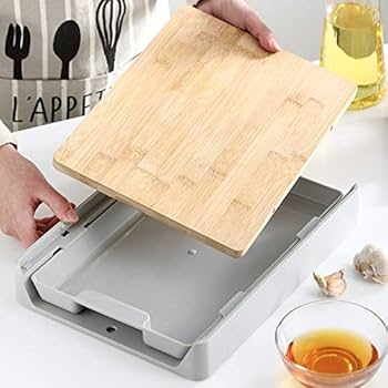Planche bois avec tiroir coulissant, couteaux et spatules toujours à portée de main