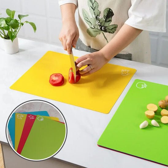 planche a decouper - tapis de découpe avec icônes alimentaires - cuisinertelunchef