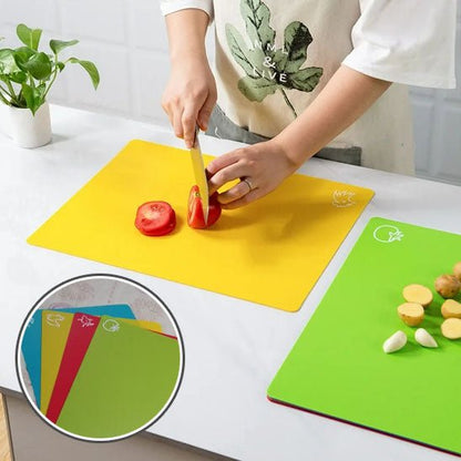 planche a decouper - tapis de découpe avec icônes alimentaires - cuisinertelunchef