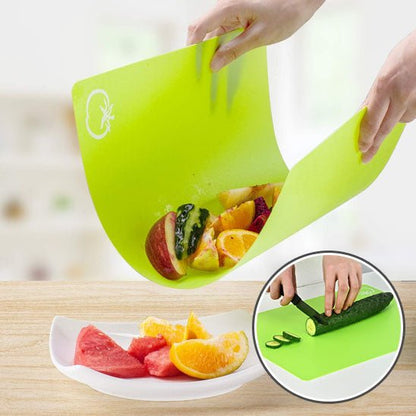 planche a decouper - tapis de découpe avec icônes alimentaires - cuisinertelunchef