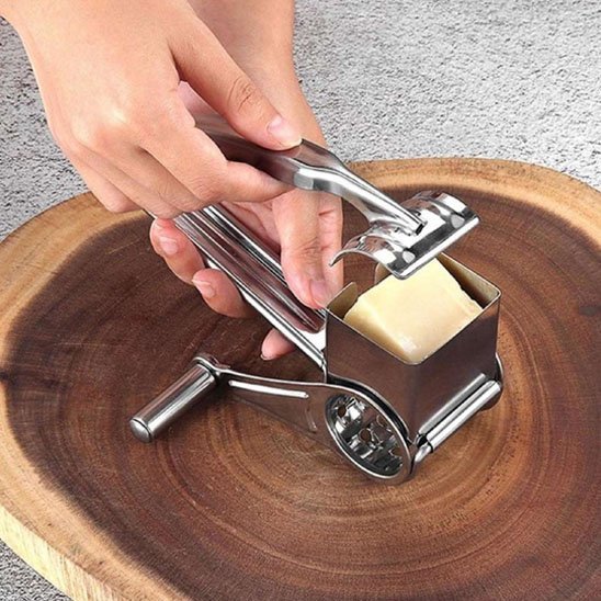 Râpe à fromage | Ergonomique professionnelle - cuisinertelunchef