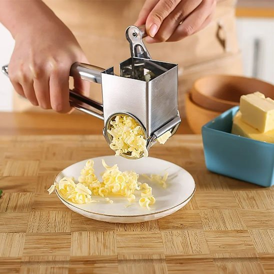 Râpe à fromage | Ergonomique professionnelle - cuisinertelunchef