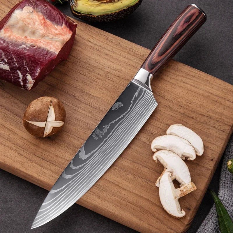 Set couteaux cuisine japonais et bloc bois, organisation pratique sur plan de travail